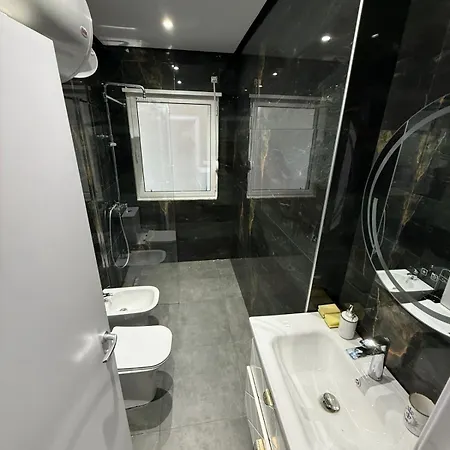 Najli Apartment's Daire Tiran
